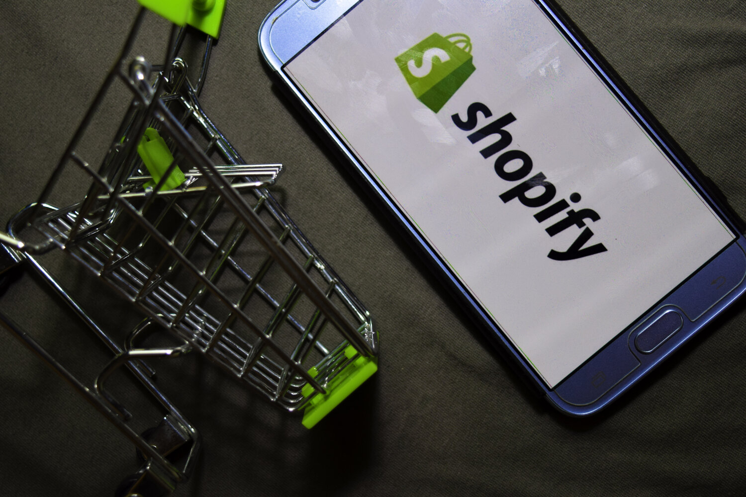 How to Buy a Shopify Store - Everything You Need to Know